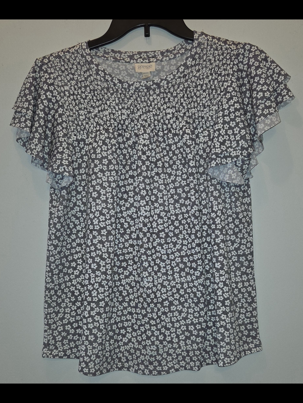 Greige Womens Black & White Floral Ruffle Sleeve Top